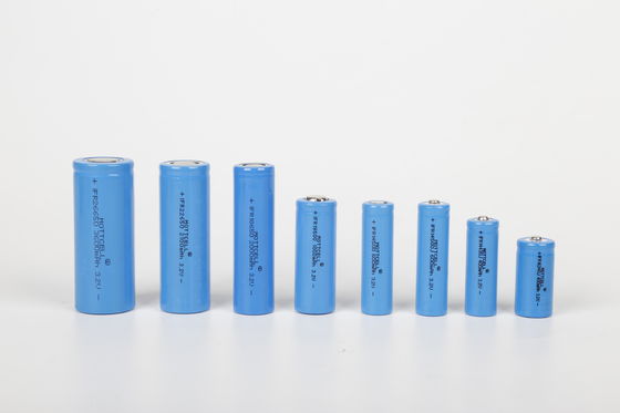 3.2V 3.7V LITYUM DERİN BATARİSİ Güneş Enerjisi 18650 14500 LIFEPO4 Silindrik Pil Hücresi
